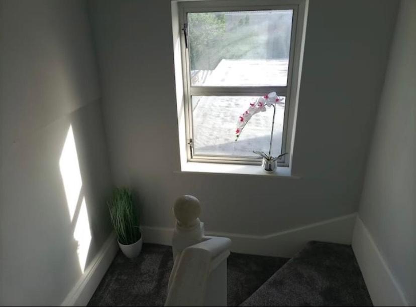 Recently Renovated House In Heart Of Galway City Ngoại thất bức ảnh