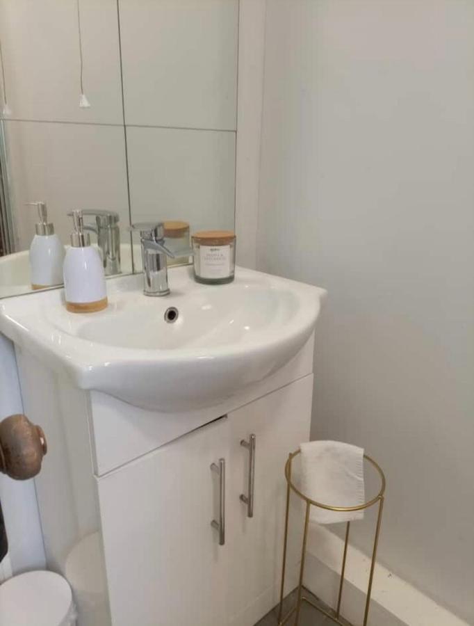 Recently Renovated House In Heart Of Galway City Ngoại thất bức ảnh